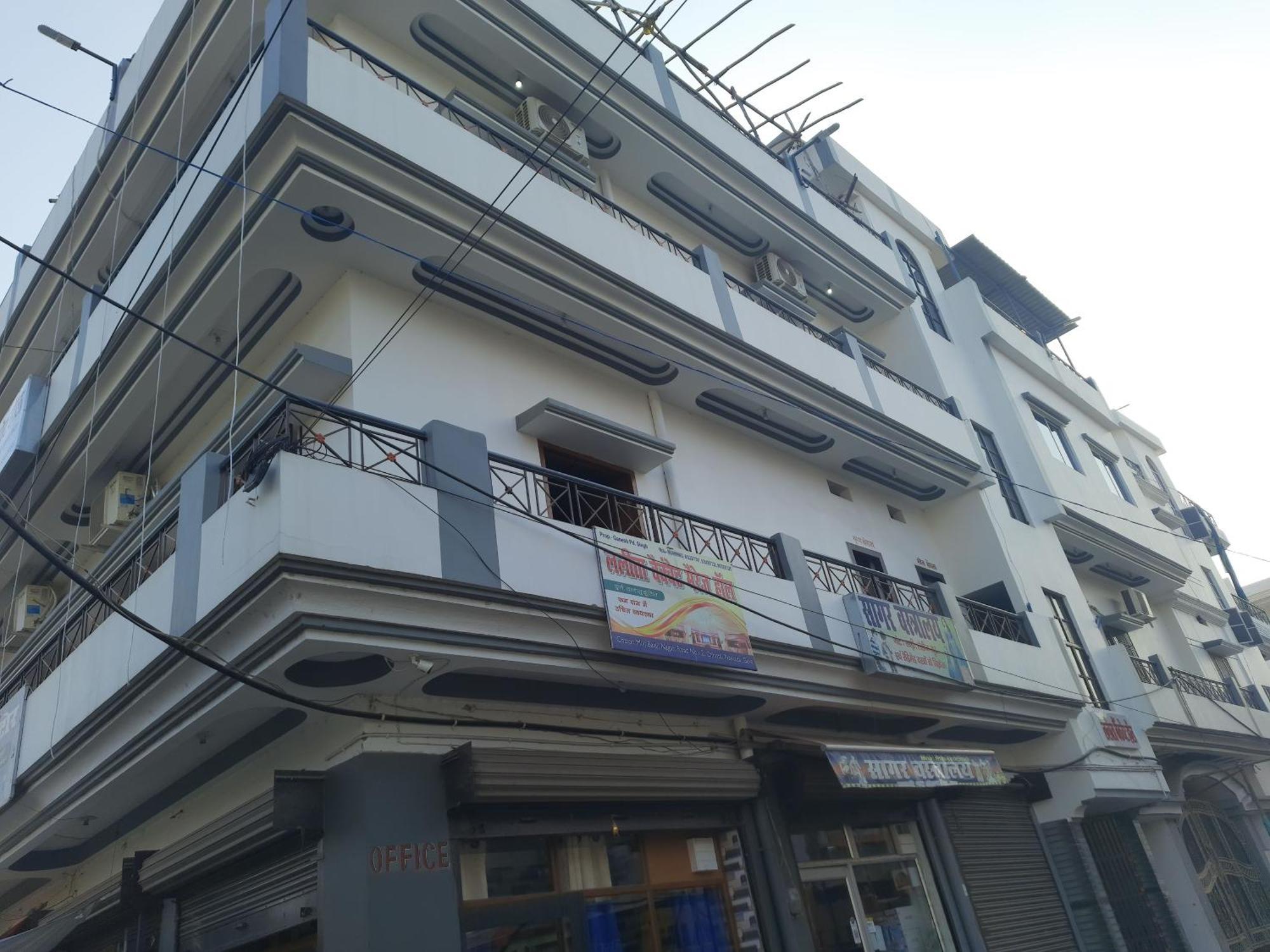 Lbh Hotel Gaya Exterior foto